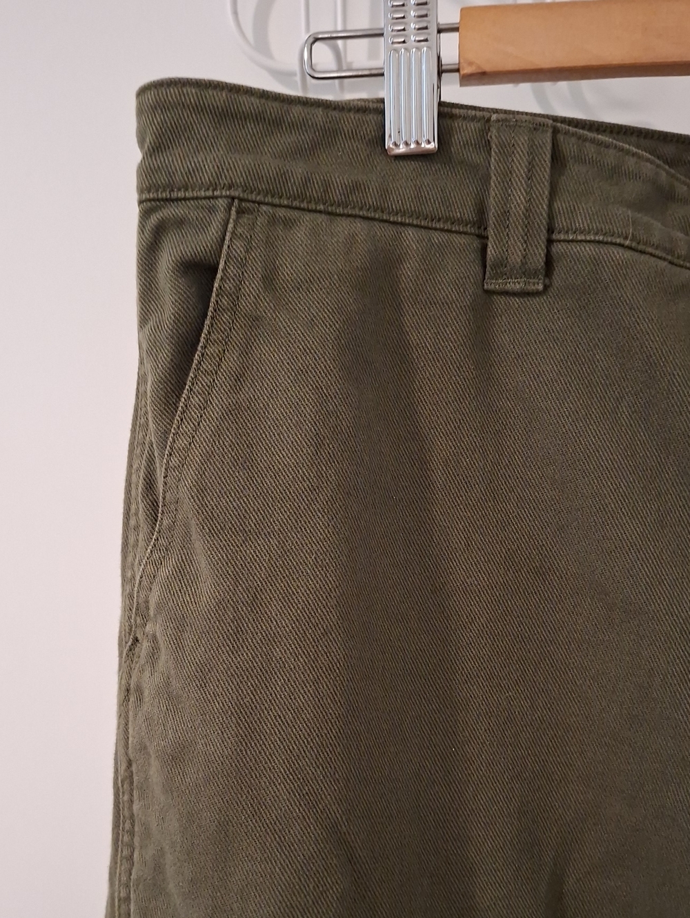 Aritzia TNA "Troop" Green Cotton Utility Cargo Pant/Jeans (Size US 16) - Picture 3 of 9